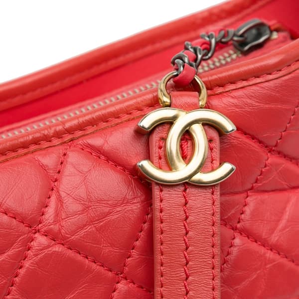 Pre-owned Chanel Small Chevron Lambskin Gabrielle Crossbody Red