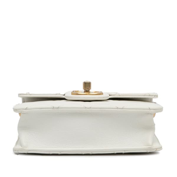 Pre-owned Chanel Small Lambskin Chic Pearls Flap White