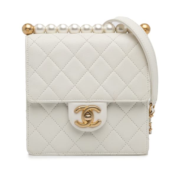Pre-owned Chanel Small Lambskin Chic Pearls Flap White