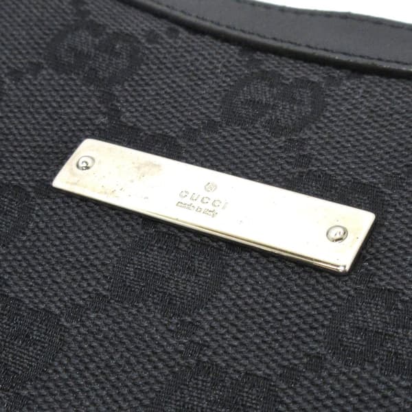 Pre-owned Gucci GG Canvas Crossbody  Black
