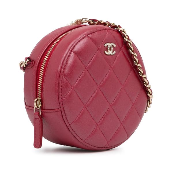 Pre-owned Chanel Quilted Lambskin Round Pearl Clutch with Chain Red