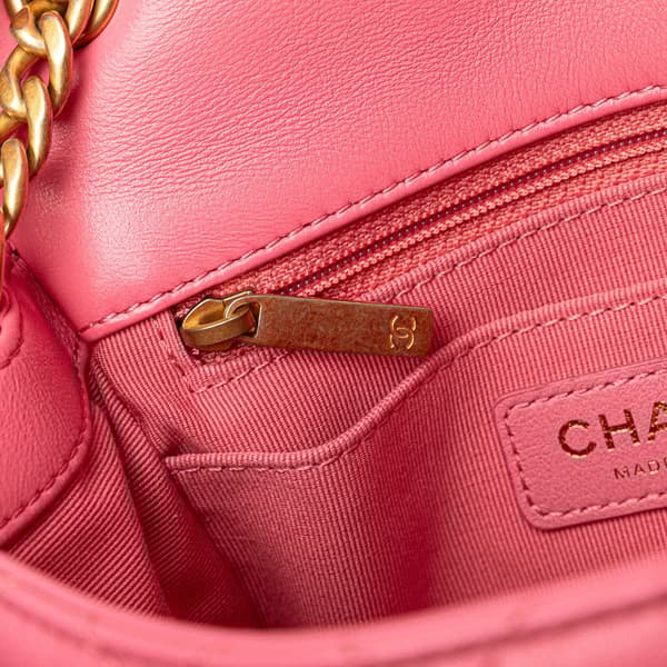 Pre-owned Chanel Mini Square Lambskin Pearl Samba Flap Pink