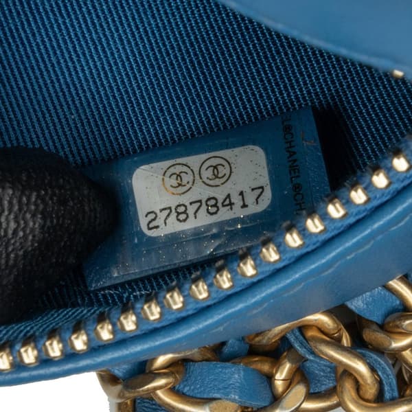 Pre-owned Chanel Quilted Lambskin Round Clutch with Chain Blue