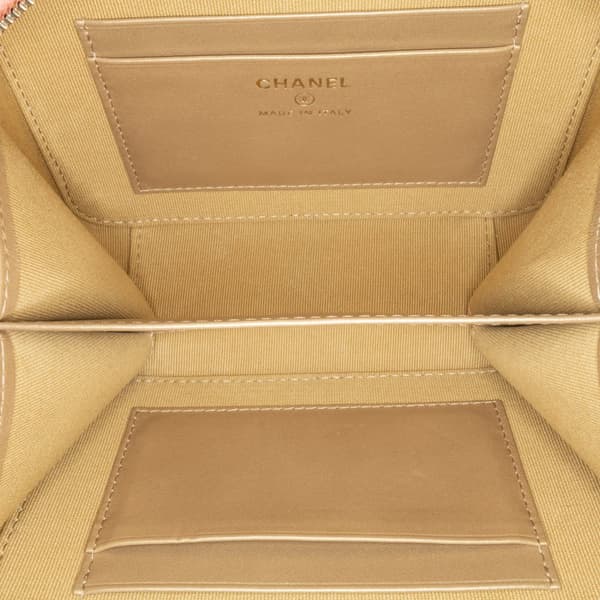 Pre-owned Chanel CC Quilted Lambskin Pearl Crush Camera Bag Orange