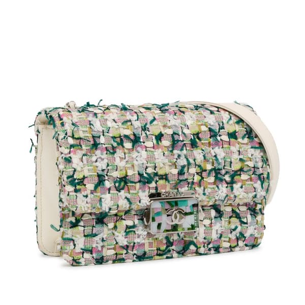 Pre-owned Chanel Tweed Beauty Lock Flap Bag Green