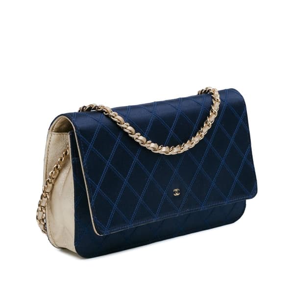Pre-owned Chanel Satin Diamond Stitch Wallet On Chain Blue