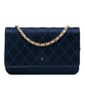Pikkukuva 1 / 9: Pre-owned Chanel Satin Diamond Stitch Wallet On Chain Blue