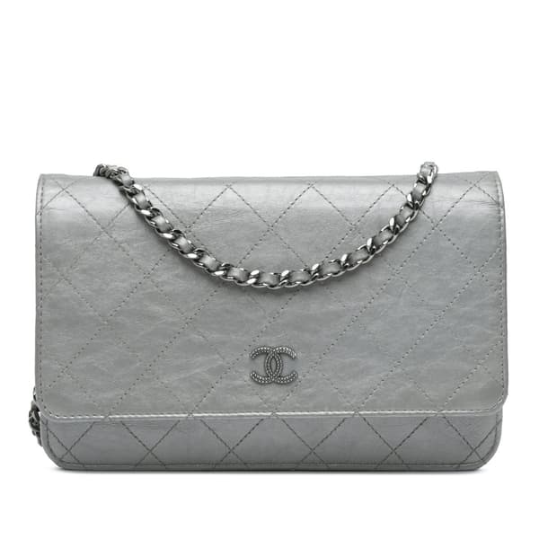 Pre-owned Chanel CC Quilted Aged Calfskin Wallet On Chain Silver