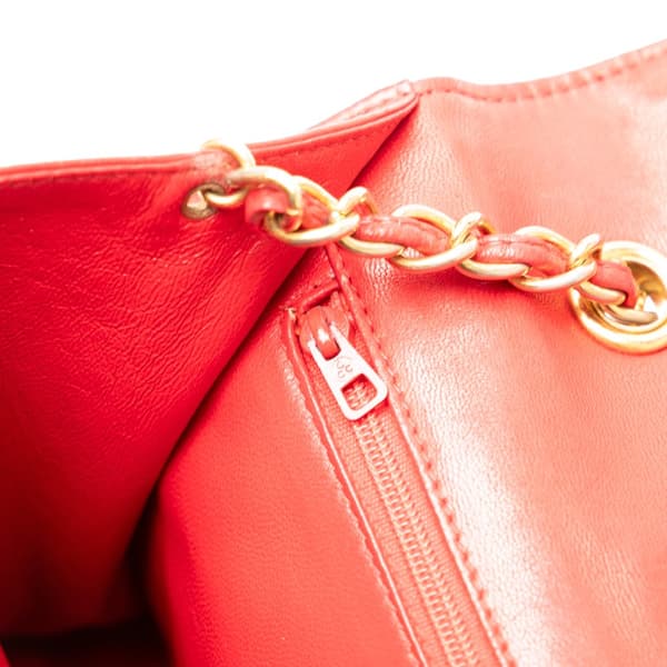 Pre-owned Chanel CC Quilted Lambskin Full Flap Red