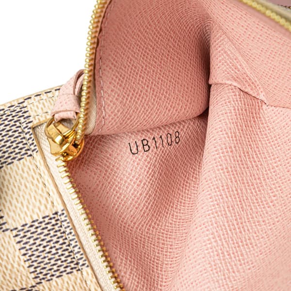 Pre-owned Louis Vuitton Damier Azur Summer Trunks Pochette Weekend White