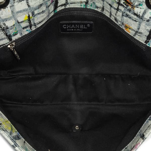 Pre-owned Chanel Medium Calfskin Hand Painted Graffiti Flap White