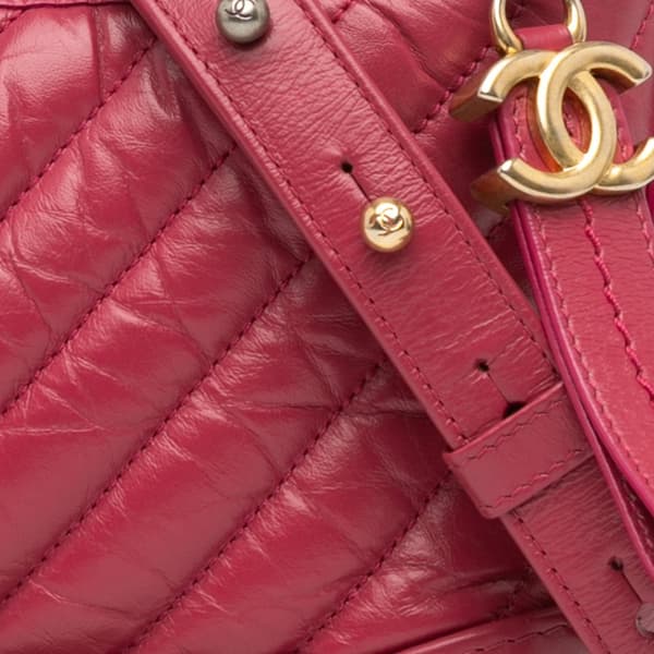 Pre-owned Chanel Small Chevron Aged Calfskin Gabrielle Crossbody Pink