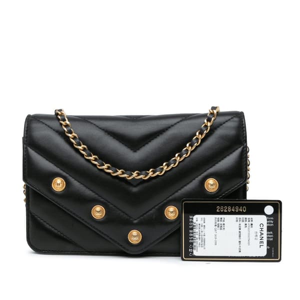 Pre-owned Chanel Chevron Lambskin Button Wallet On Chain Black