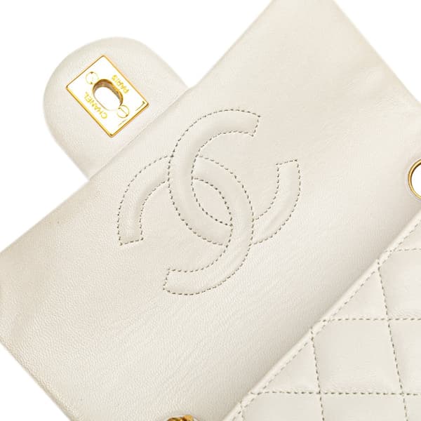 Pre-owned Chanel Mini Square Classic Lambskin Single Flap White