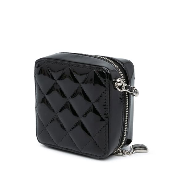 Pre-owned Chanel CC Quilted Patent Diamond Resin Clutch With Chain Black