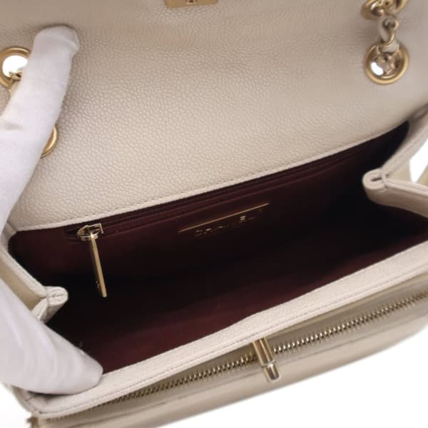 Pre-owned Chanel Caviar Business Affinity Messenger Flap White