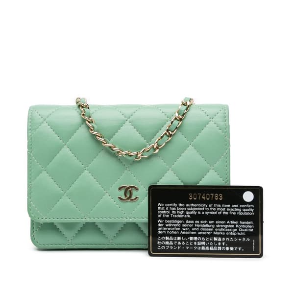Pre-owned Chanel Mini CC Quilted Lambskin Wallet On Chain Green