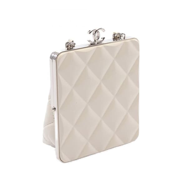 Pre-owned Chanel Lambskin and Acrylic Kiss Clutch with Chain White