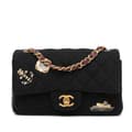 Pikkukuva 1 / 9: Pre-owned Chanel Mini Rectangular Felt Paris-Hamburg Charms Flap Black