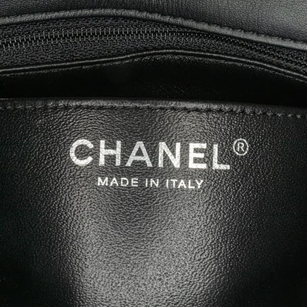 Pre-owned Chanel Mini Square Classic Patent Single Flap Black