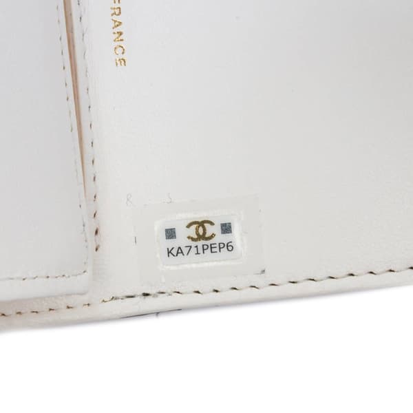 Pre-owned Chanel Quilted Lambskin Book Card Holder On Chain Black