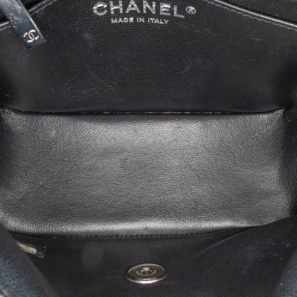Pre-owned Chanel Mini Square Classic Chevron Patent Flap Black