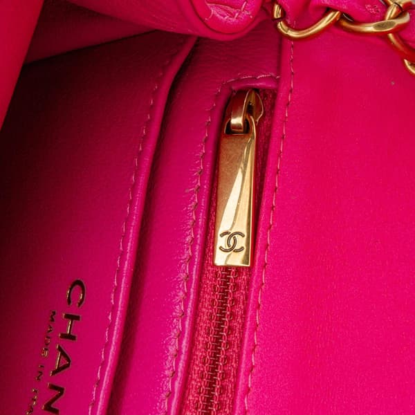 Pre-owned Chanel Mini Square Classic Chevron Lambskin Single Flap Pink