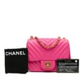 Miniatyrbillede 10 af 10: Pre-owned Chanel Mini Square Classic Chevron Lambskin Single Flap Pink