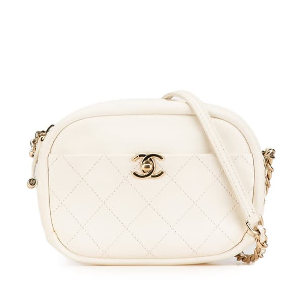 Pre-owned Chanel Small Quilted Goatskin Casual Trip Camera Bag White