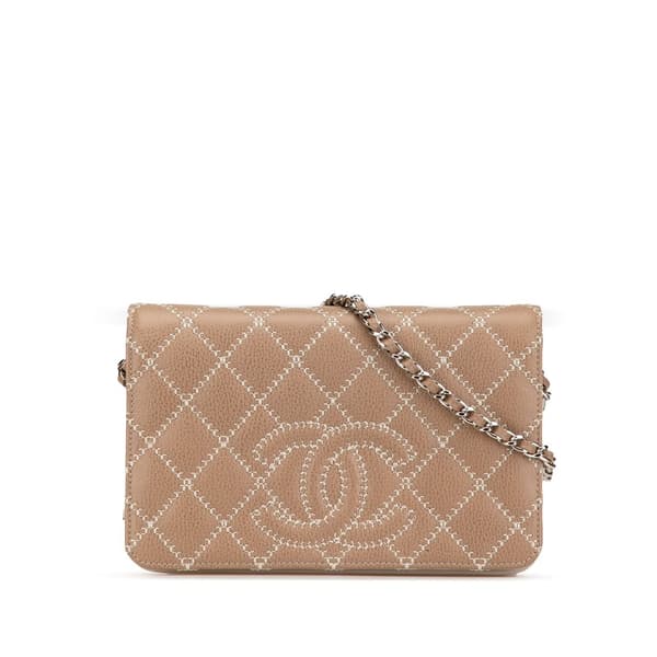 Pre-owned Chanel Quilted Calfskin Stitched CC Wallet on Chain Brown