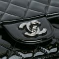 Miniatyrbillede 8 af 9: Pre-owned Chanel Mini Square Classic Patent Single Flap Black