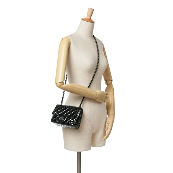 Pre-owned Chanel Mini Square Classic Patent Single Flap Black