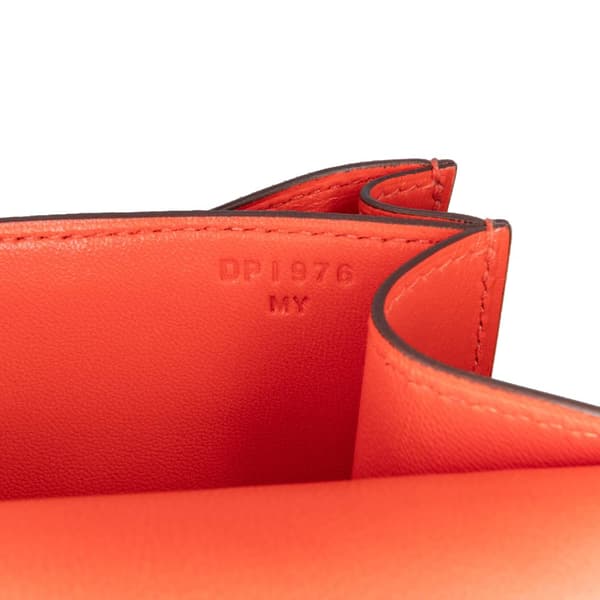 Pre-owned Hermès Mini Tadelakt Constance 18 Red