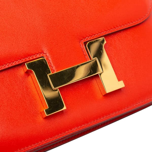 Pre-owned Hermès Mini Tadelakt Constance 18 Red