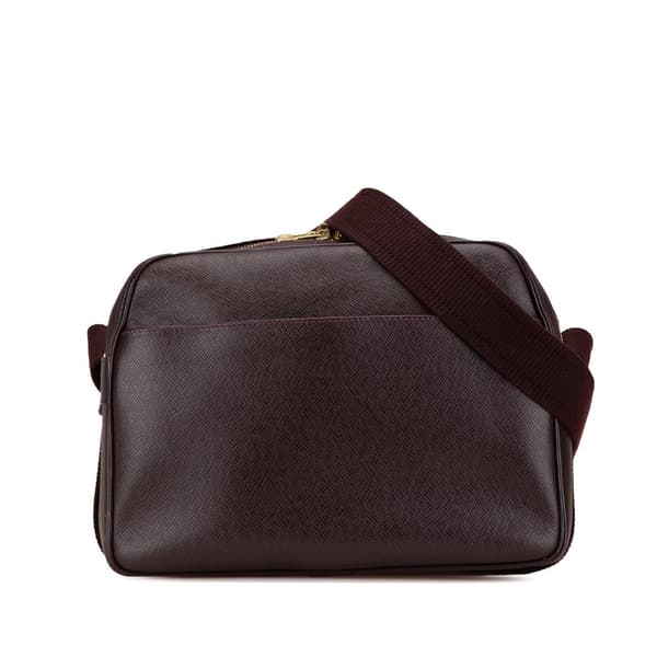 Pre-owned Louis Vuitton Taiga Reporter PM Red