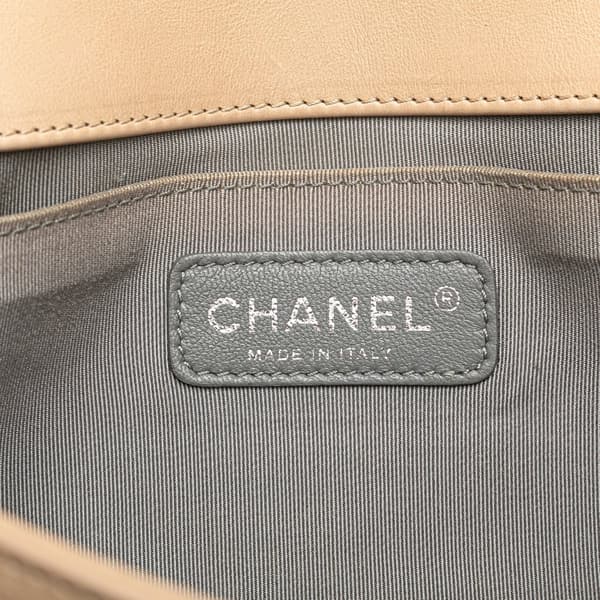 Pre-owned Chanel Old Medium Aged Calfskin Double Stitch Boy Flap Brown