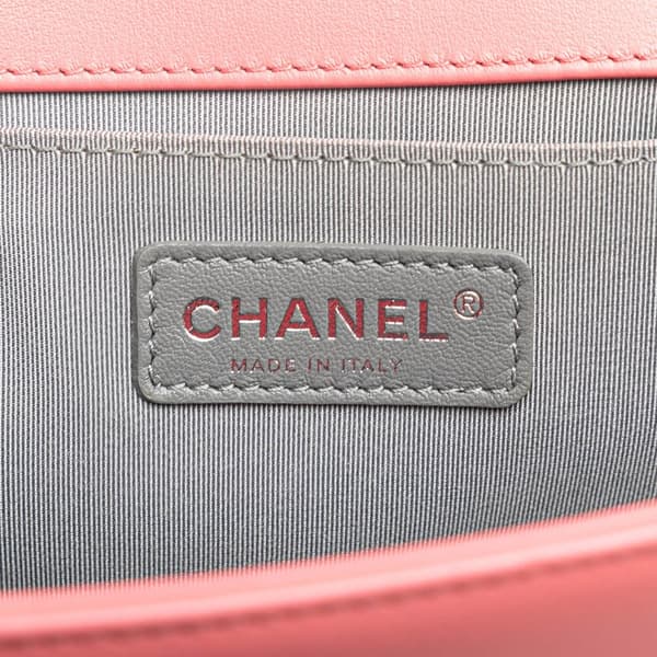 Pre-owned Chanel Old Medium Chevron Lambskin Boy Flap Pink