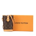 Miniatyrbilde 8 av 8: Pre-owned Louis Vuitton Monogram Fold Me Pouch Brown