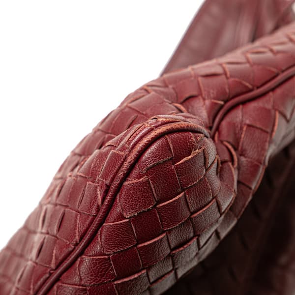 Pre-owned Bottega Veneta Nappa Intrecciato Drawstring Crossbody Red