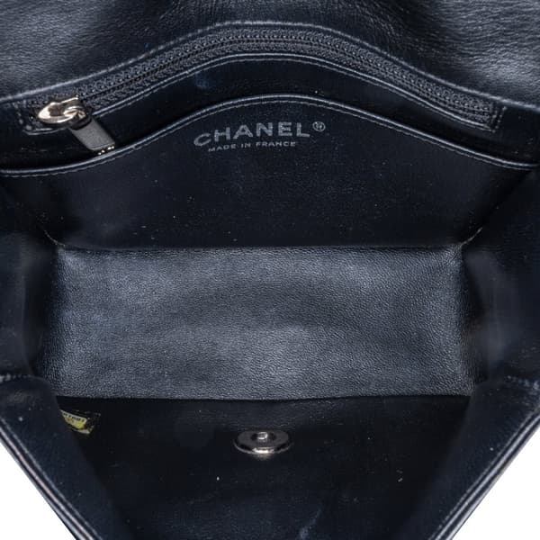 Pre-owned Chanel Mini Square Patent Single Flap Black