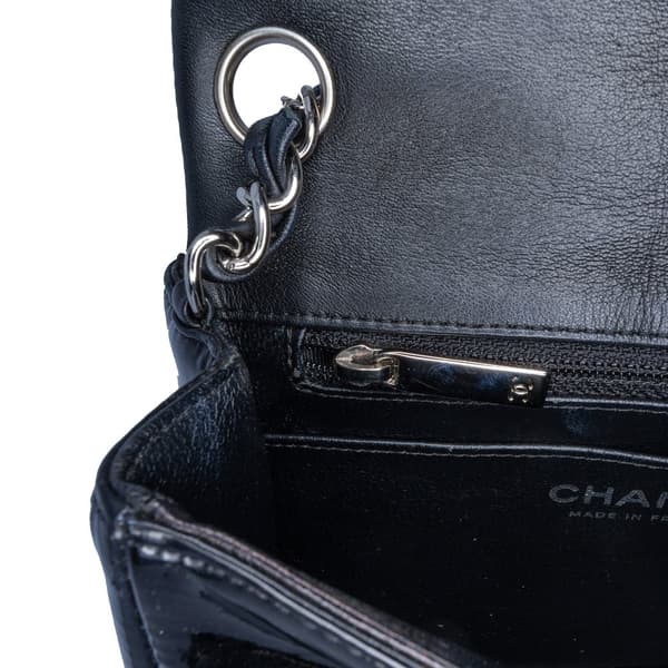 Pre-owned Chanel Mini Square Patent Single Flap Black