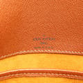 Miniatyrbillede 5 af 10: Pre-owned Louis Vuitton Monogram Musette Tango Long Strap Brown
