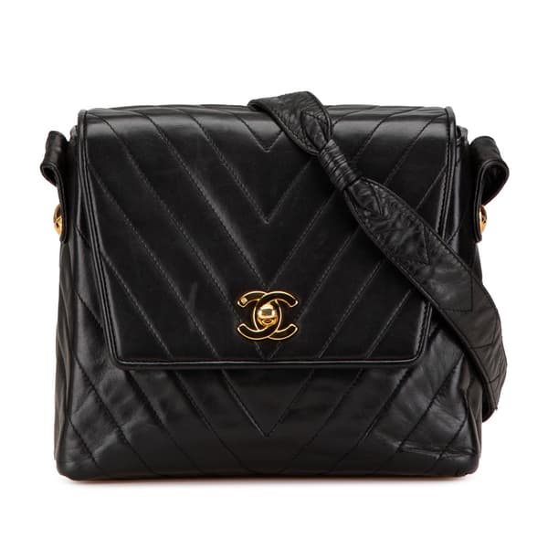 Pre-owned Chanel CC Chevron Lambskin Flap Black