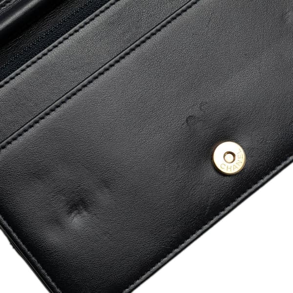 Pre-owned Chanel Quilted Aged Calfskin Gabrielle Wallet On Chain Black
