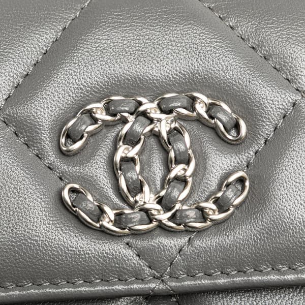 Pre-owned Chanel Lambskin 19 Flap Coin Purse With Chain Gray