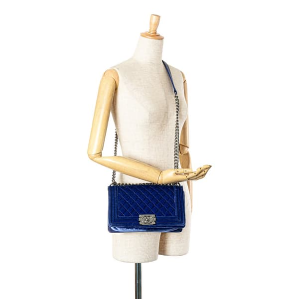 Pre-owned Chanel Old Medium Quilted Velvet Boy Flap Blue