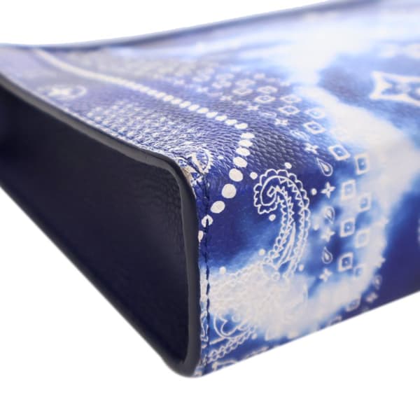 Pre-owned Louis Vuitton Monogram Bandana Gaston Wearable Wallet Blue