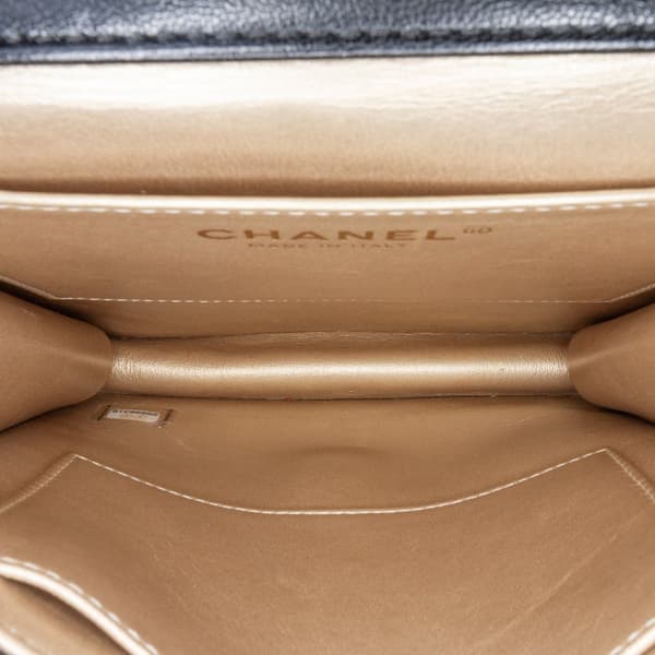 Pre-owned Chanel Quilted Goatskin Chic Pearls Flap Black