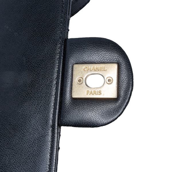 Pre-owned Chanel Quilted Goatskin Chic Pearls Flap Black