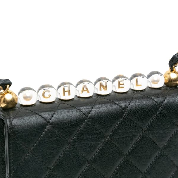 Pre-owned Chanel Quilted Goatskin Chic Pearls Flap Black